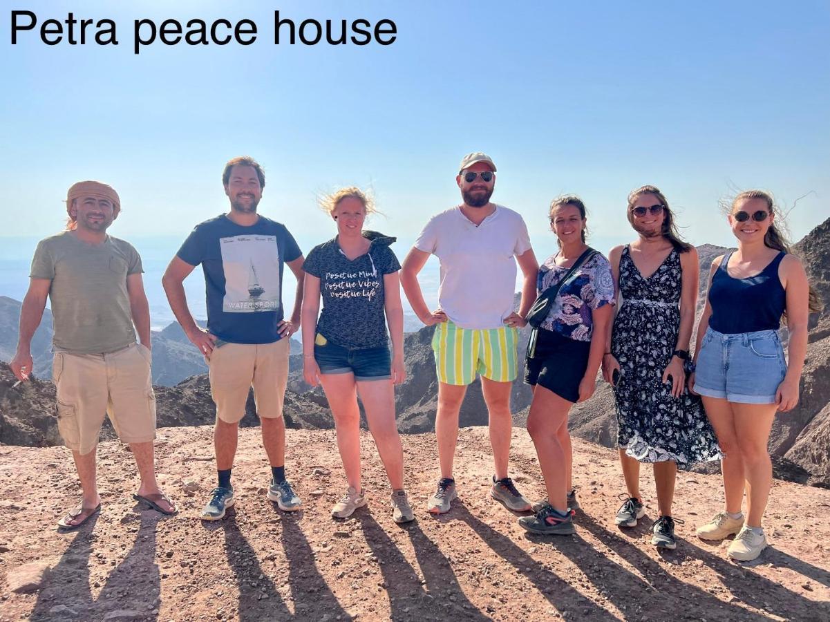 Hotel Petra Peace House à Wadi Musa Extérieur photo
